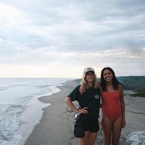 Meet your Posher, Camilla